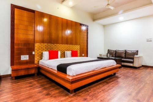Hotel Mandakini Plaza Kanpur Zewnętrze zdjęcie