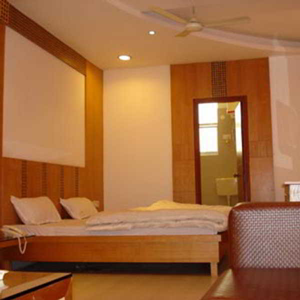 Hotel Mandakini Plaza Kanpur Zewnętrze zdjęcie